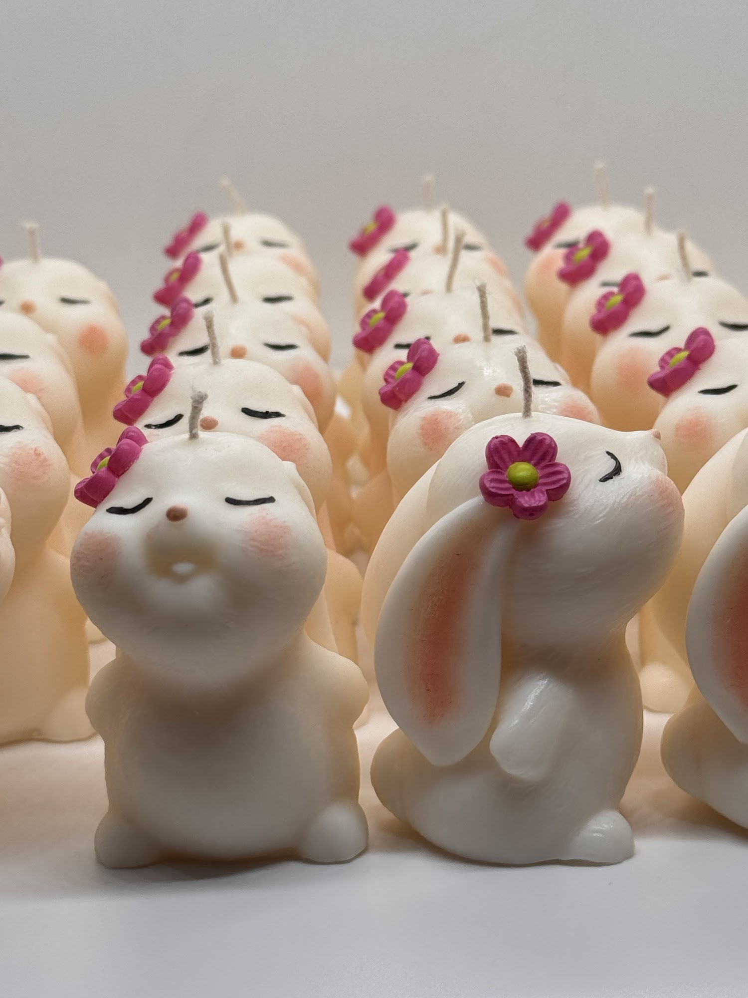 Souvenir Baby Shower Conejita en Tul 55g - Vela Artesanal Premium