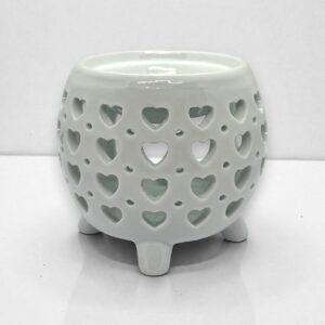 Difusor cerámico Love blanco vista frontal con corazoncitos artesanales