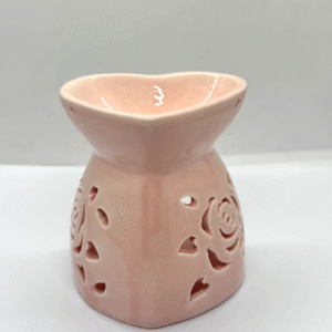 Difusor cerámico corazón floral rosado con diseño calado de corazones y flores